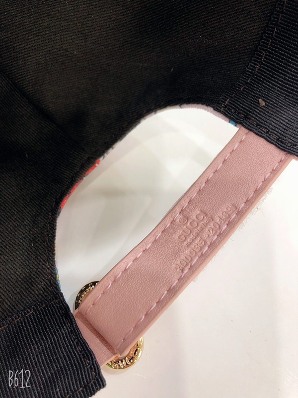 ブランド帽子素材ディテール